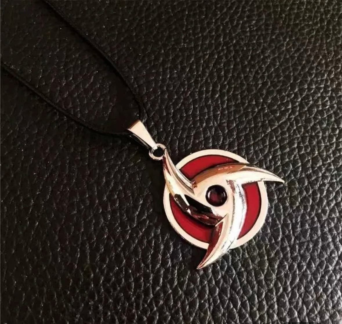 Anime: Sharingan Necklace